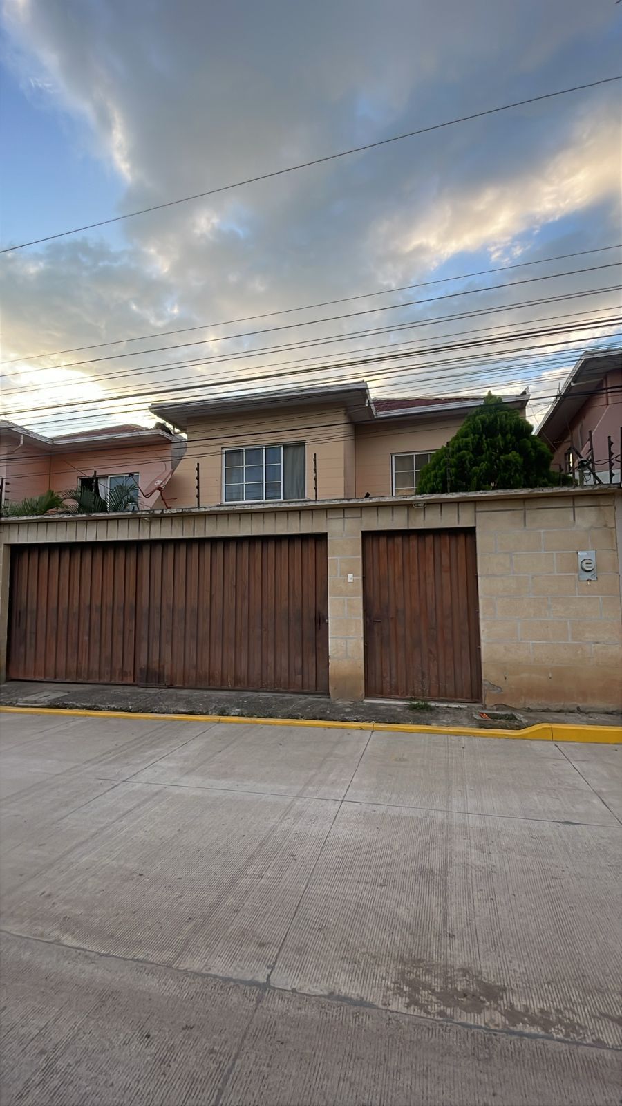 Casa en Venta 📍Res. Miravalle, Comayagua